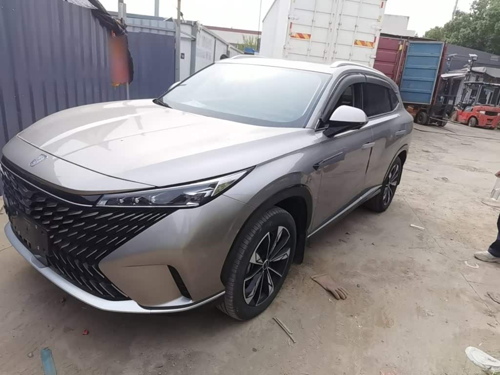 Roewe RX5