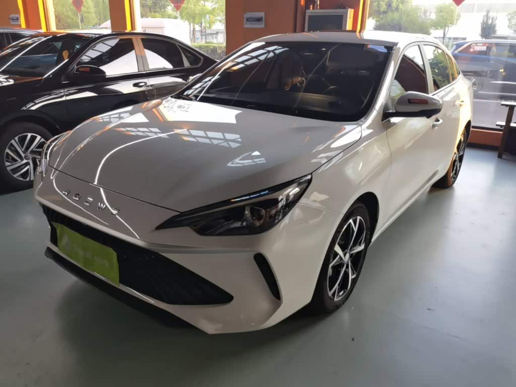 Roewe i5