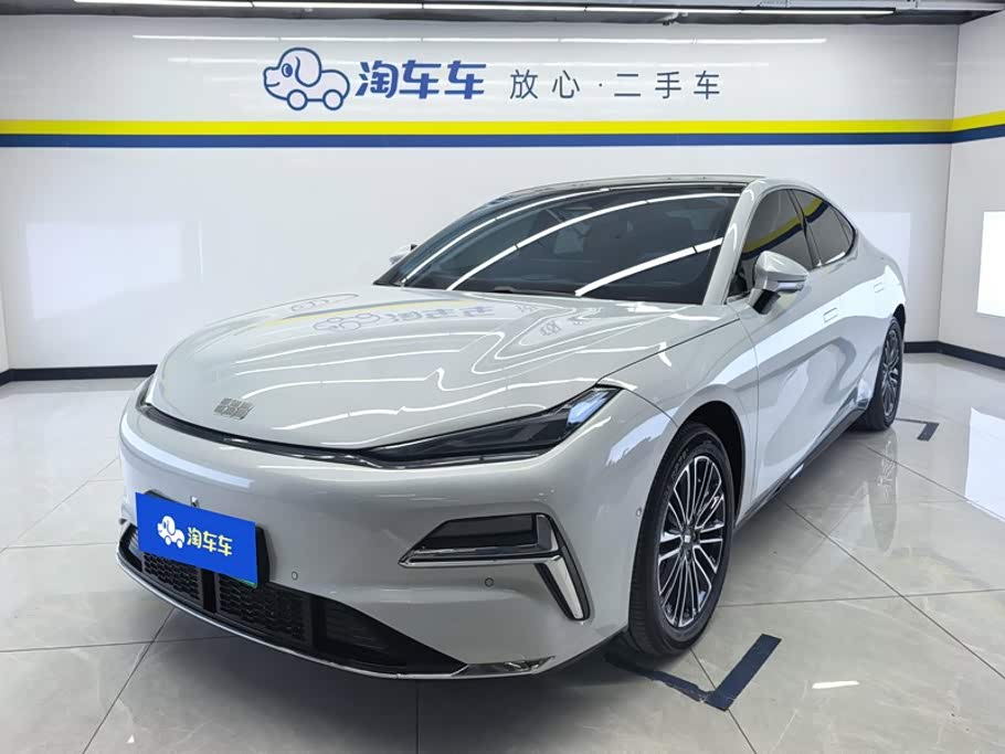 Geely Galaxy Galaxy 8