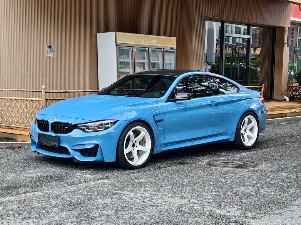 BMW M4