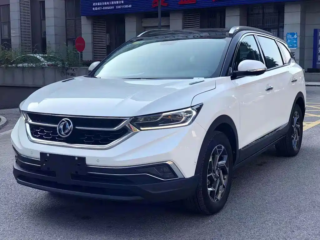 Dongfeng AX7