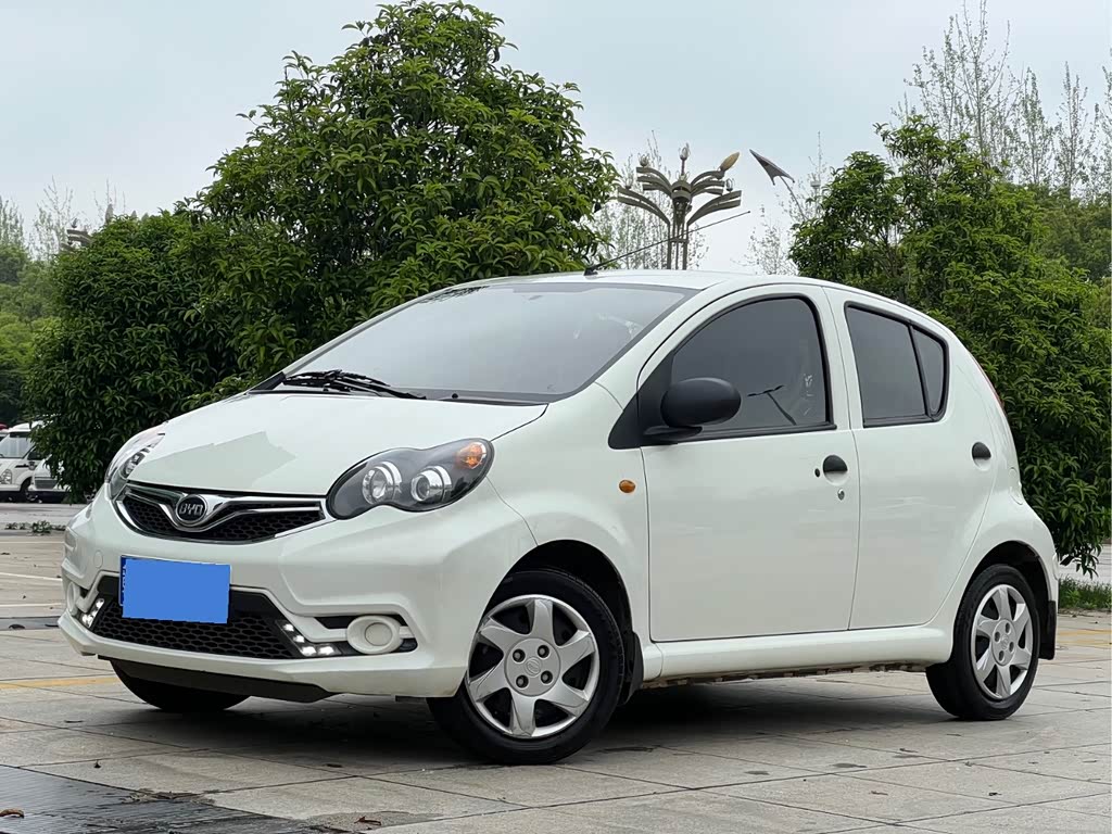 BYD F0
