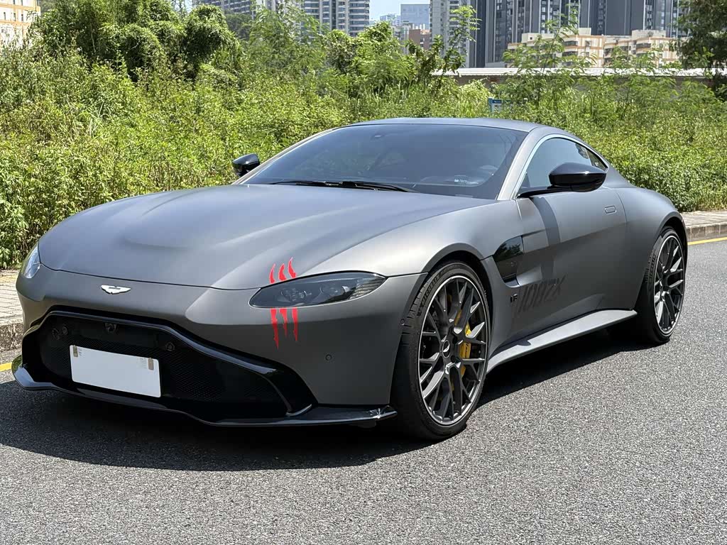 Aston Martin V8 Vantage