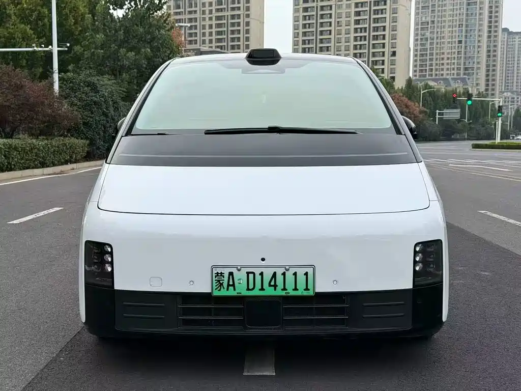 Li Auto MEGA