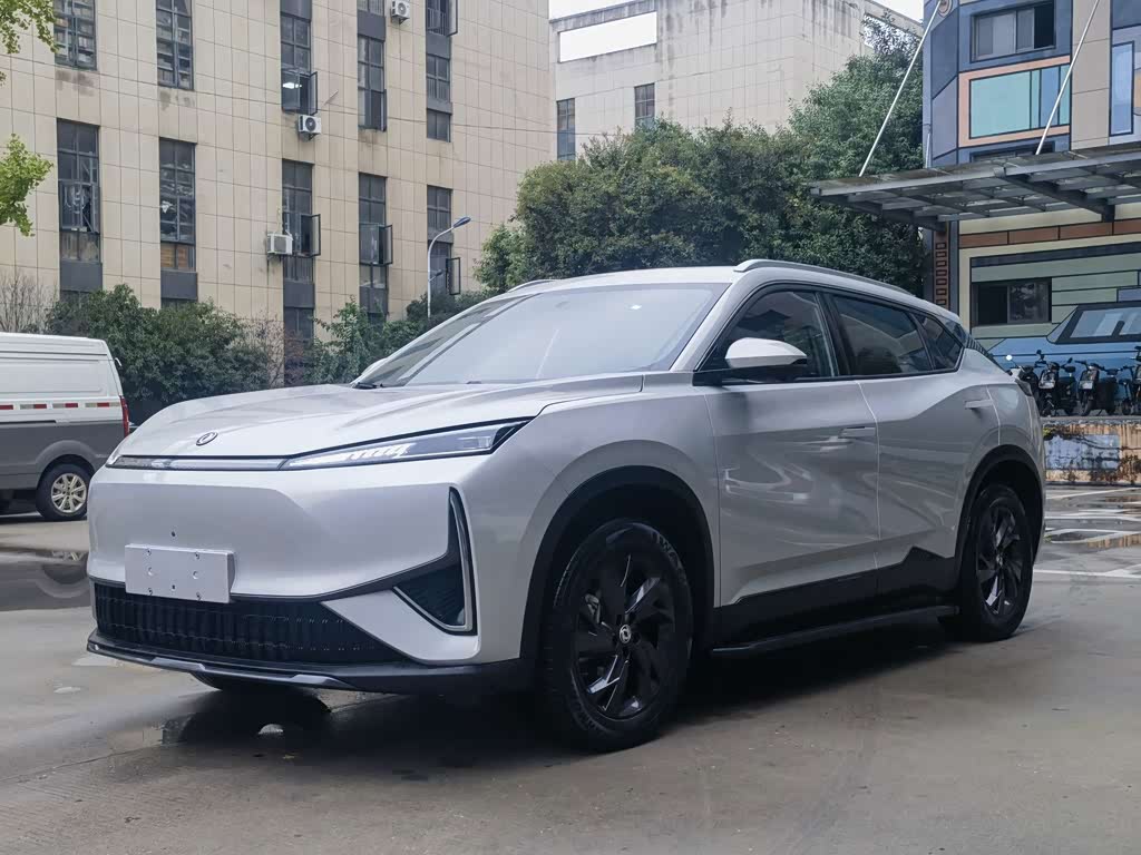 Dongfeng L7