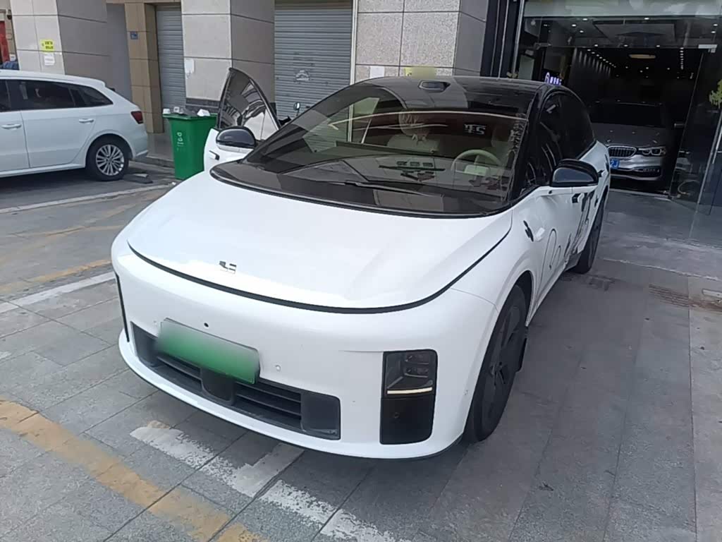 Li Auto i6