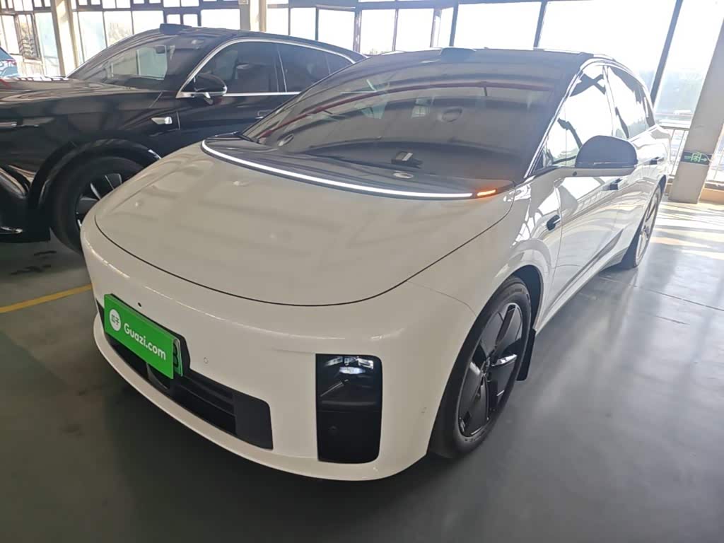 Li Auto i6