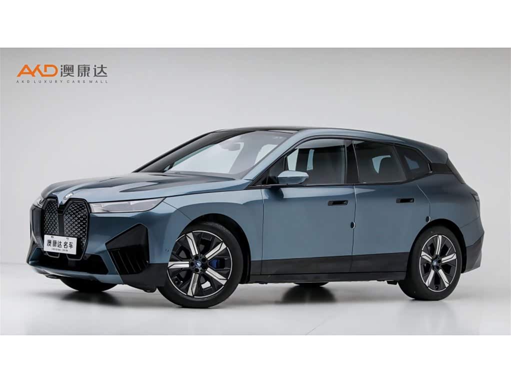 BMW iX