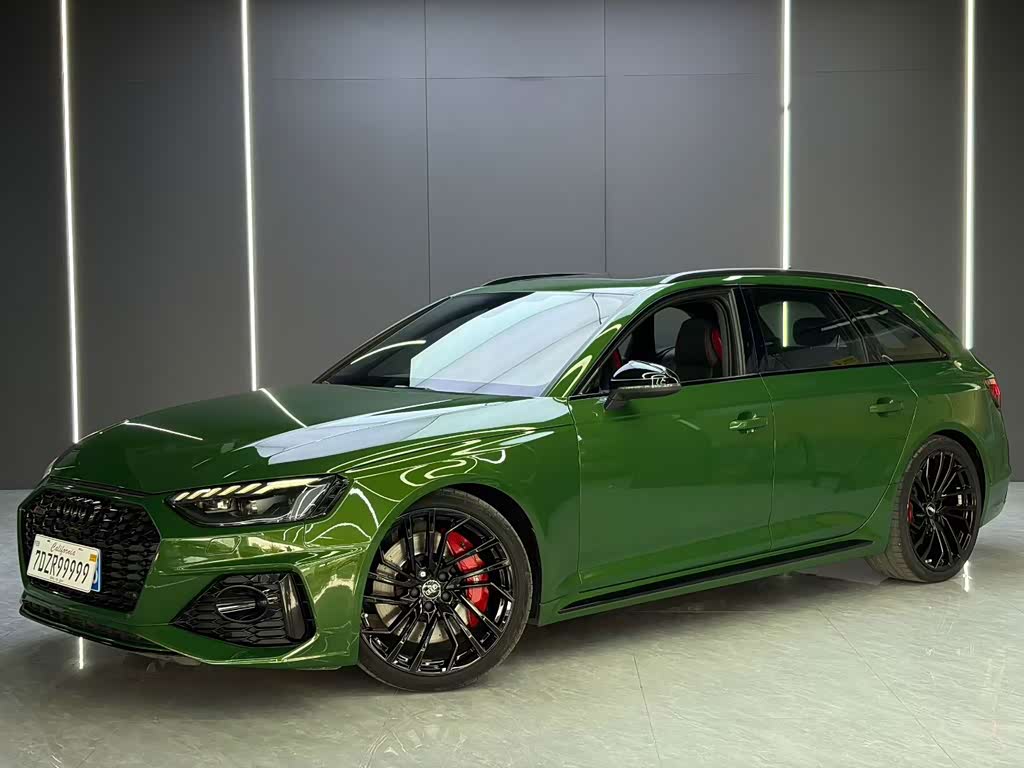 Audi RS 4