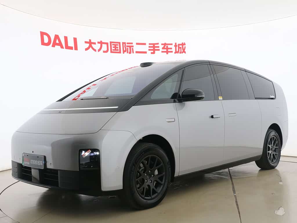 Li Auto MEGA