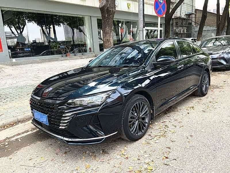 Dongfeng Aeolus Yixuan Max