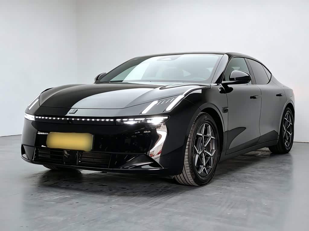 Lynk & Co Z10