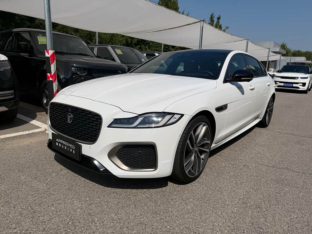 Jaguar XFL