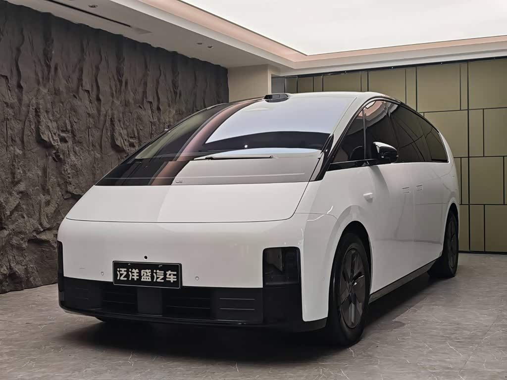 Li Auto MEGA