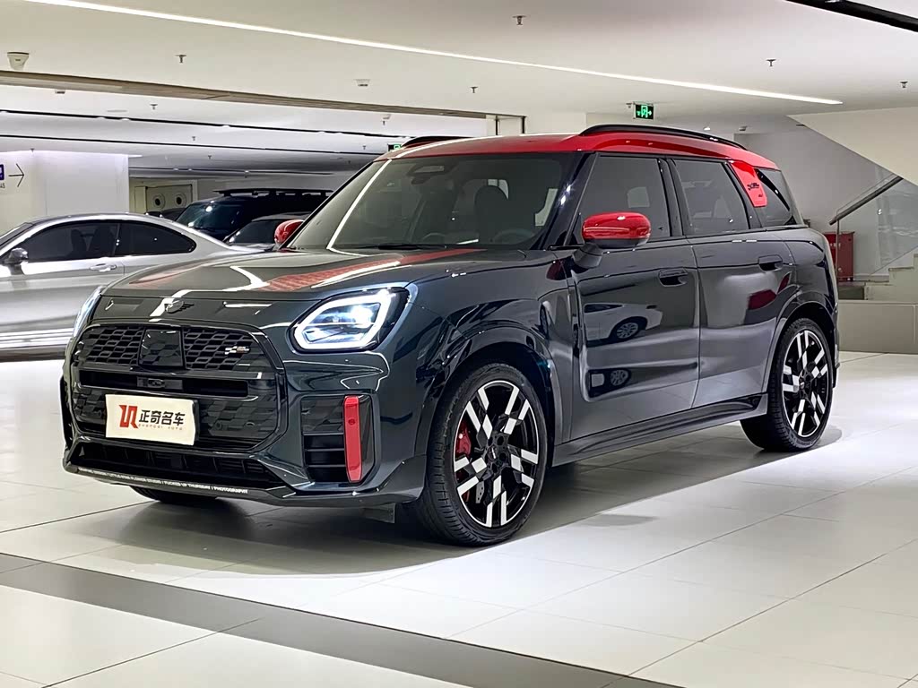 Mini JCW COUNTRYMAN