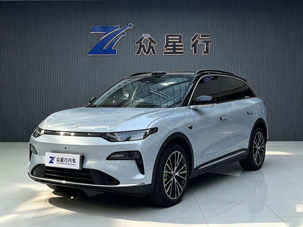 Leapmotor C11