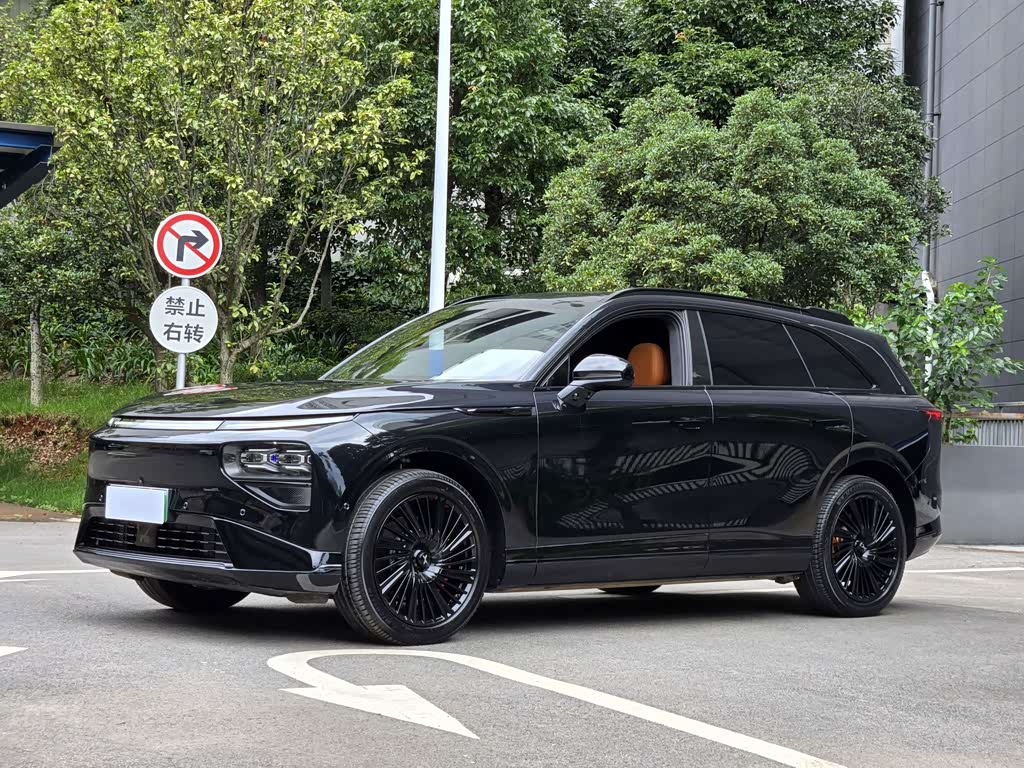 Xpeng G9