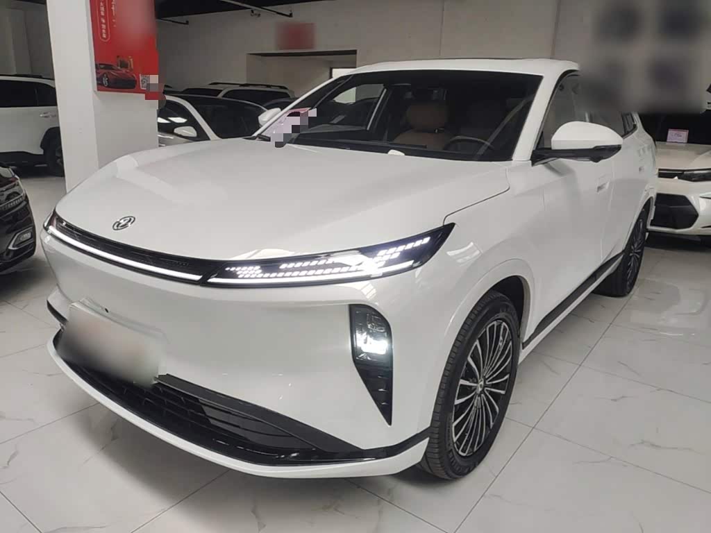 Dongfeng L8