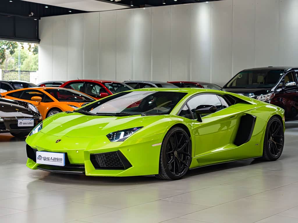 Lamborghini Aventador