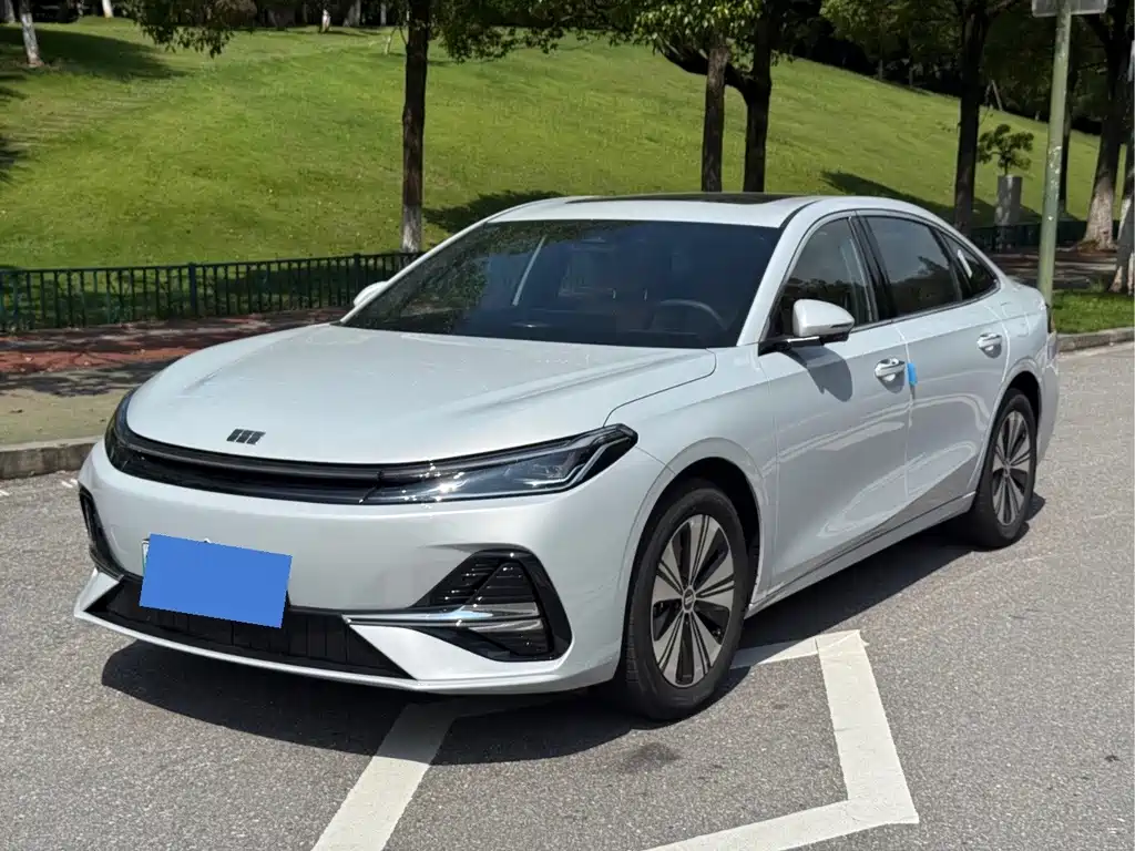 Geely Galaxy Galaxy A7 EM