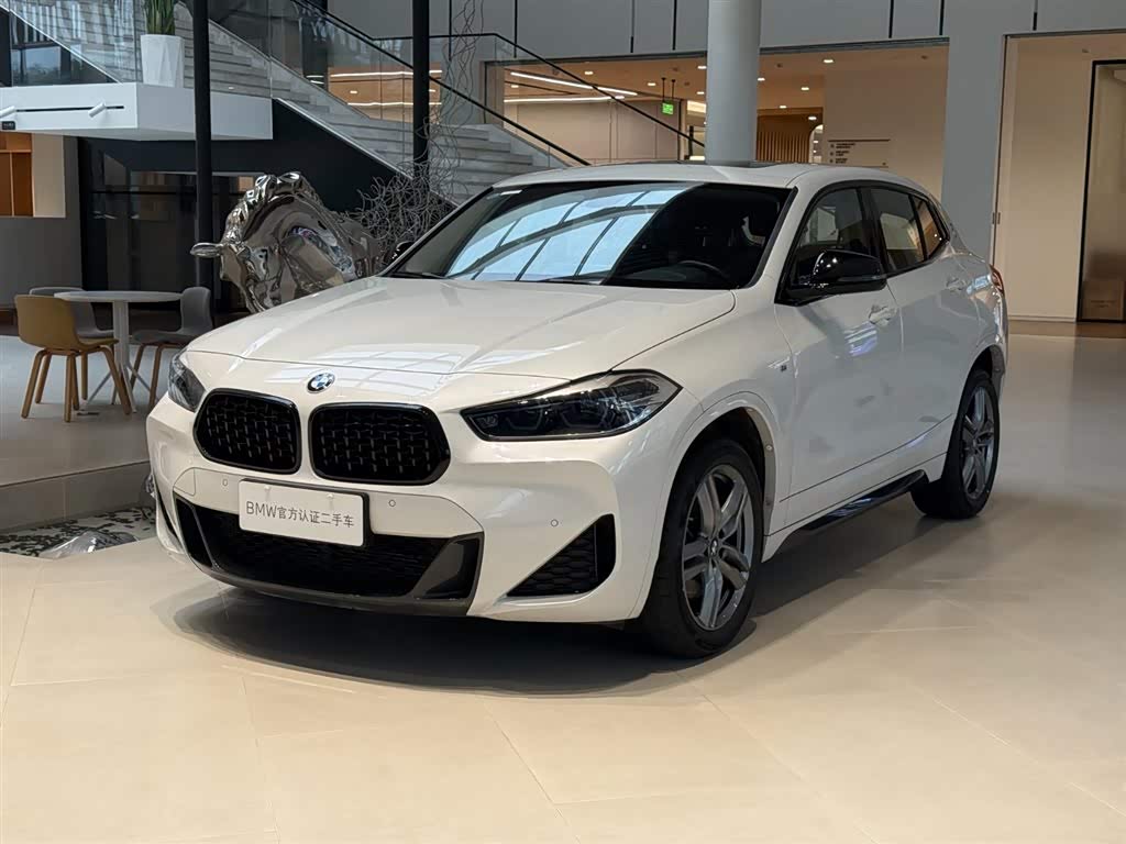 BMW X2
