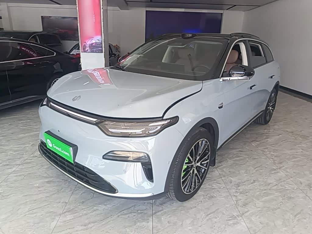 Leapmotor C11