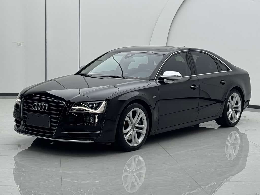 Audi S8