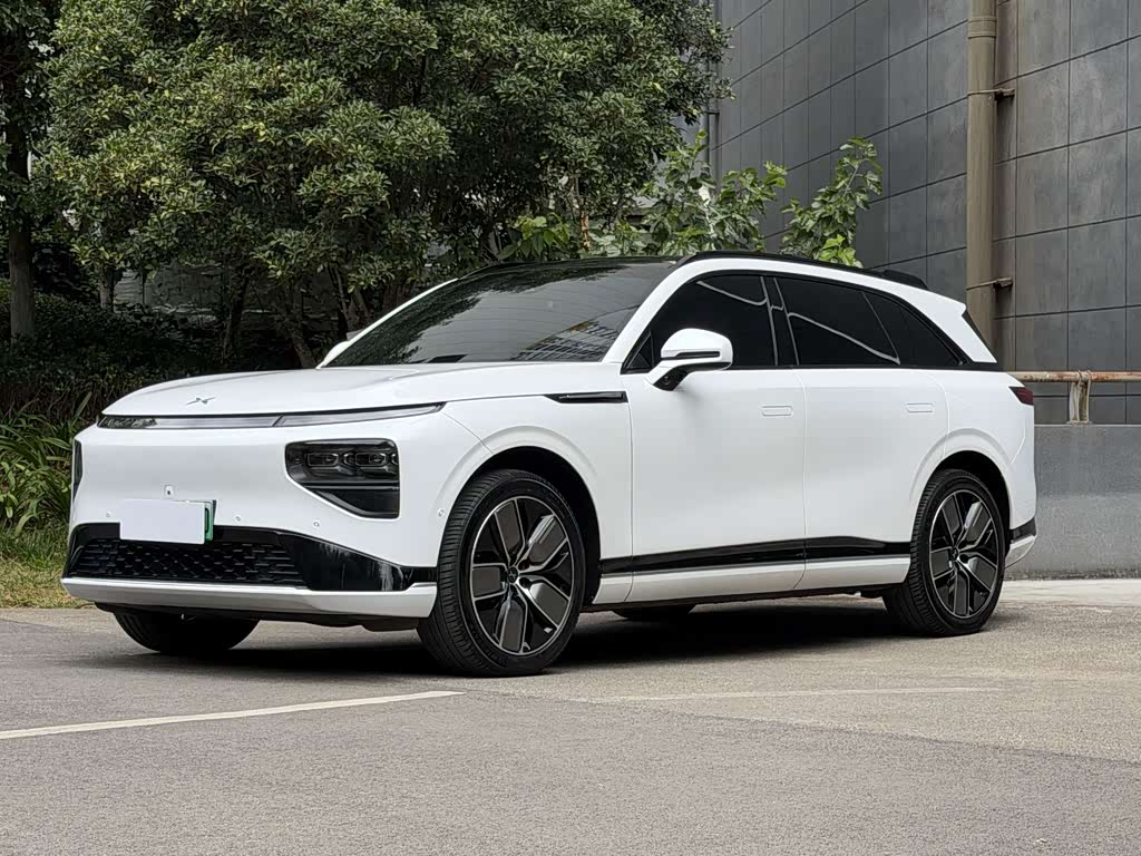 Xpeng G9
