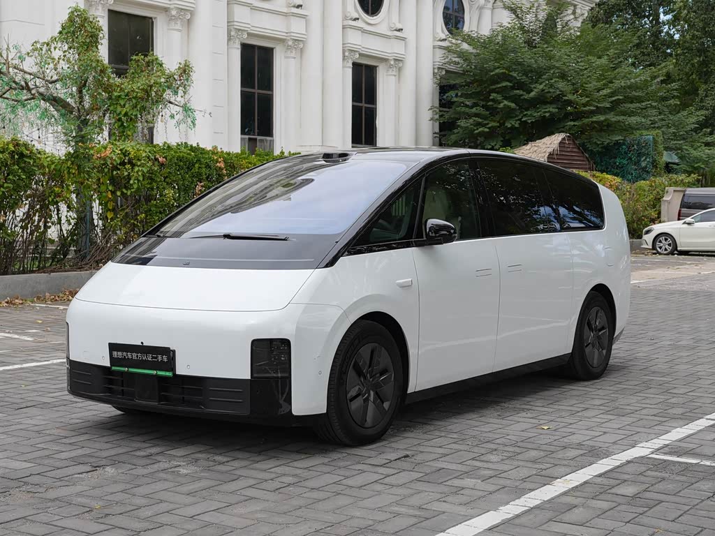 Li Auto MEGA