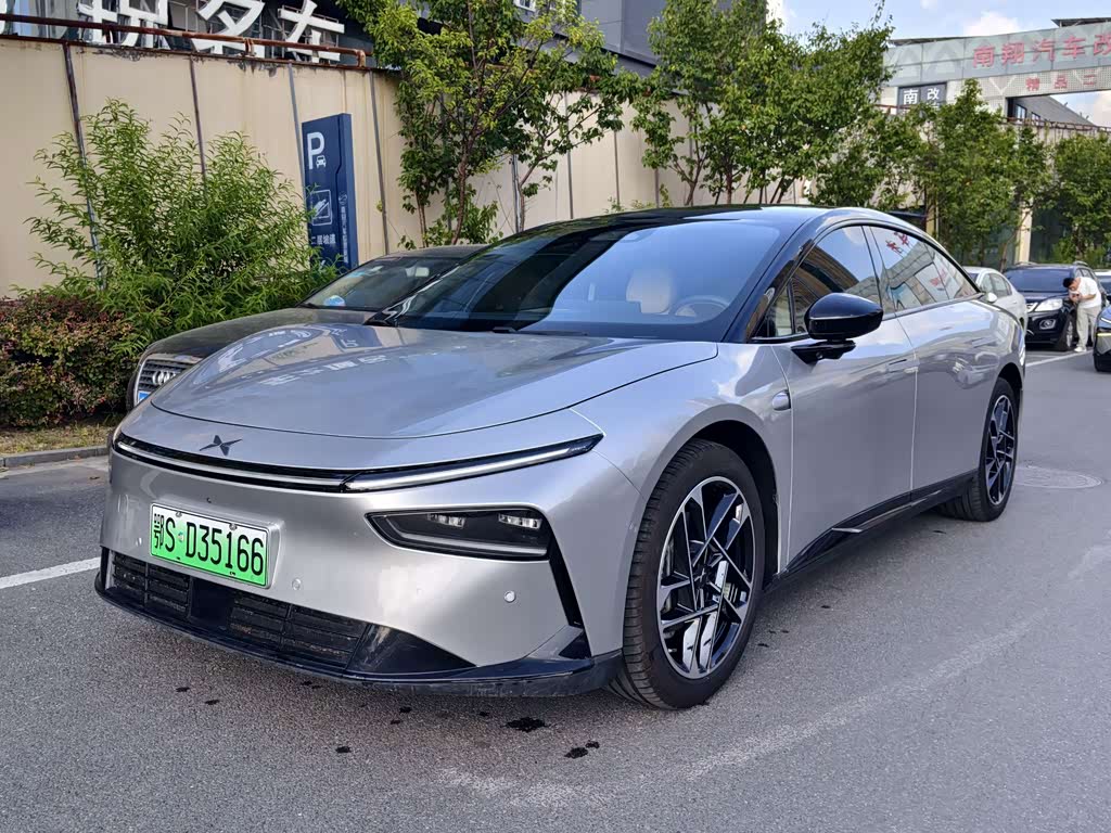 Xpeng P7