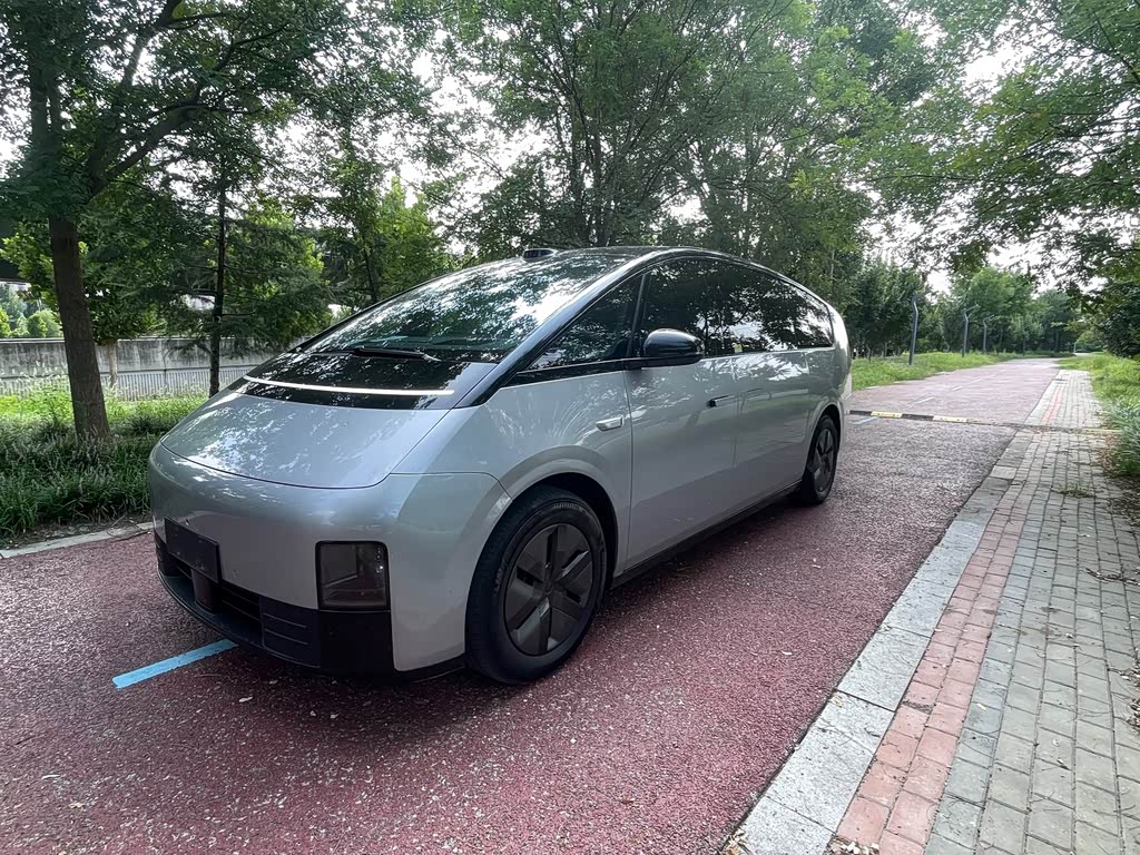 Li Auto MEGA