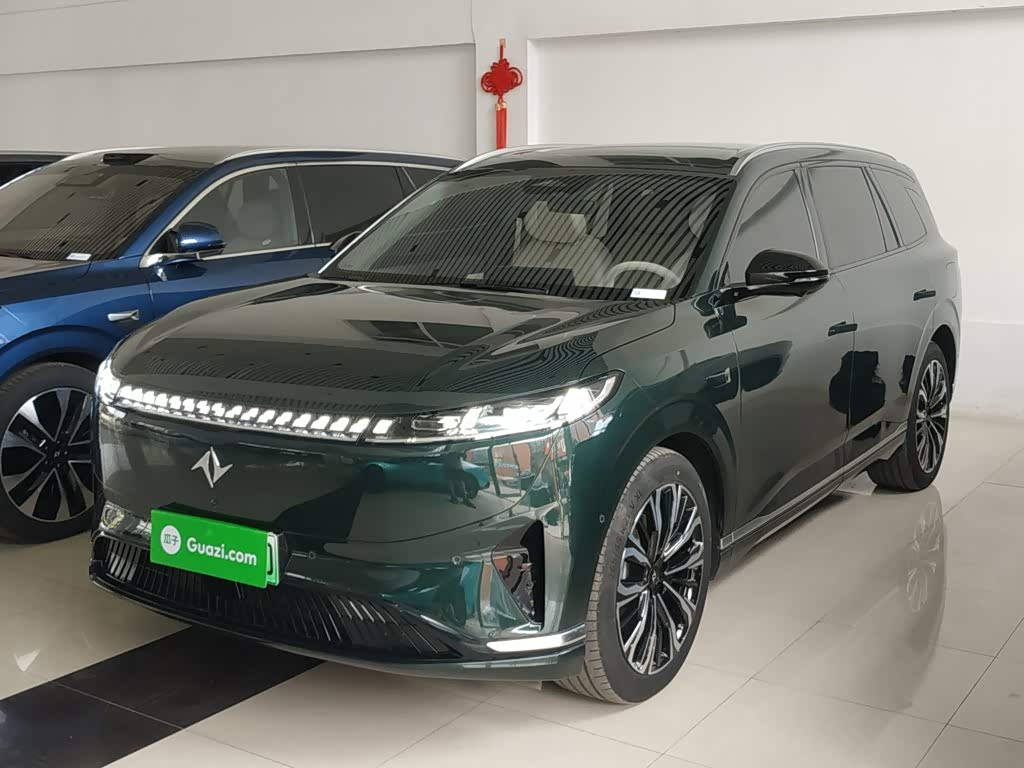 Dongfeng eπ008