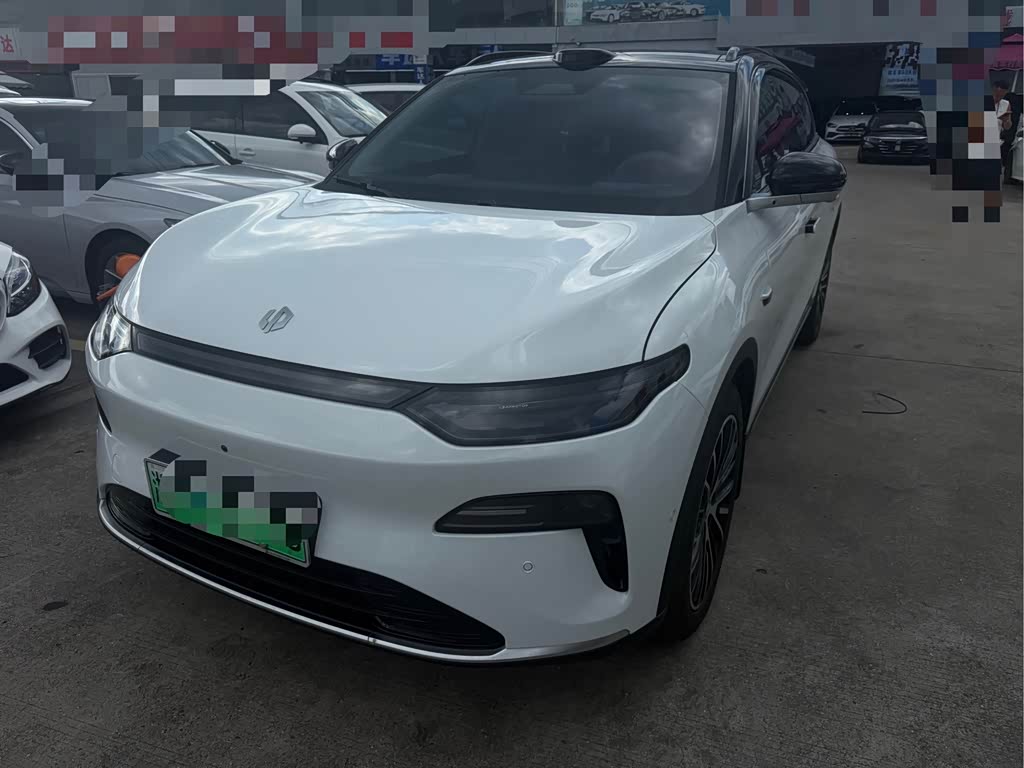 Leapmotor C11