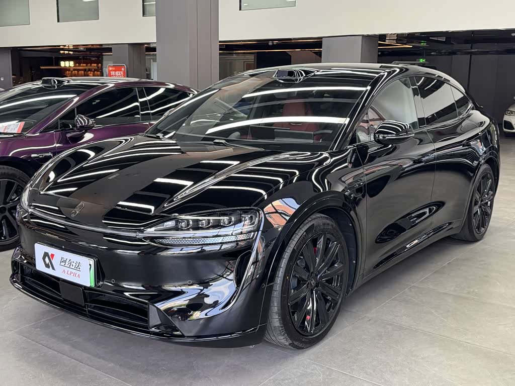 Luxeed R7