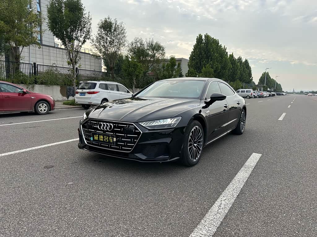 Audi A7L