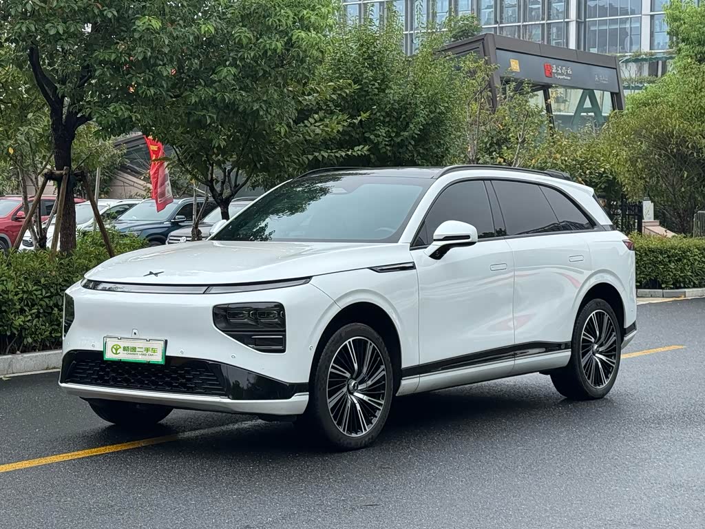 Xpeng G9
