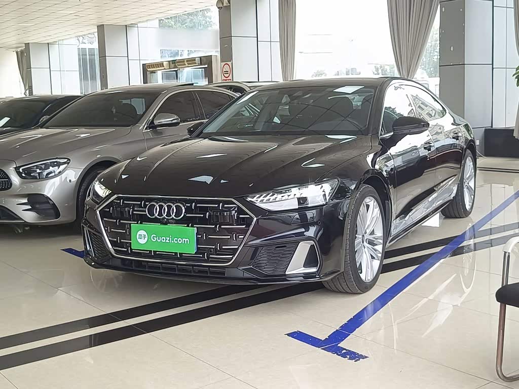 Audi A7L