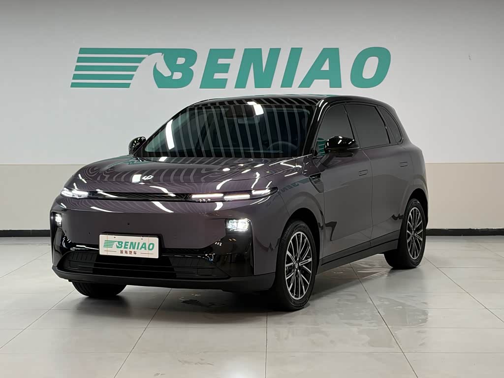 Leapmotor B10