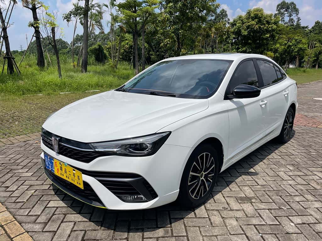 Roewe i5