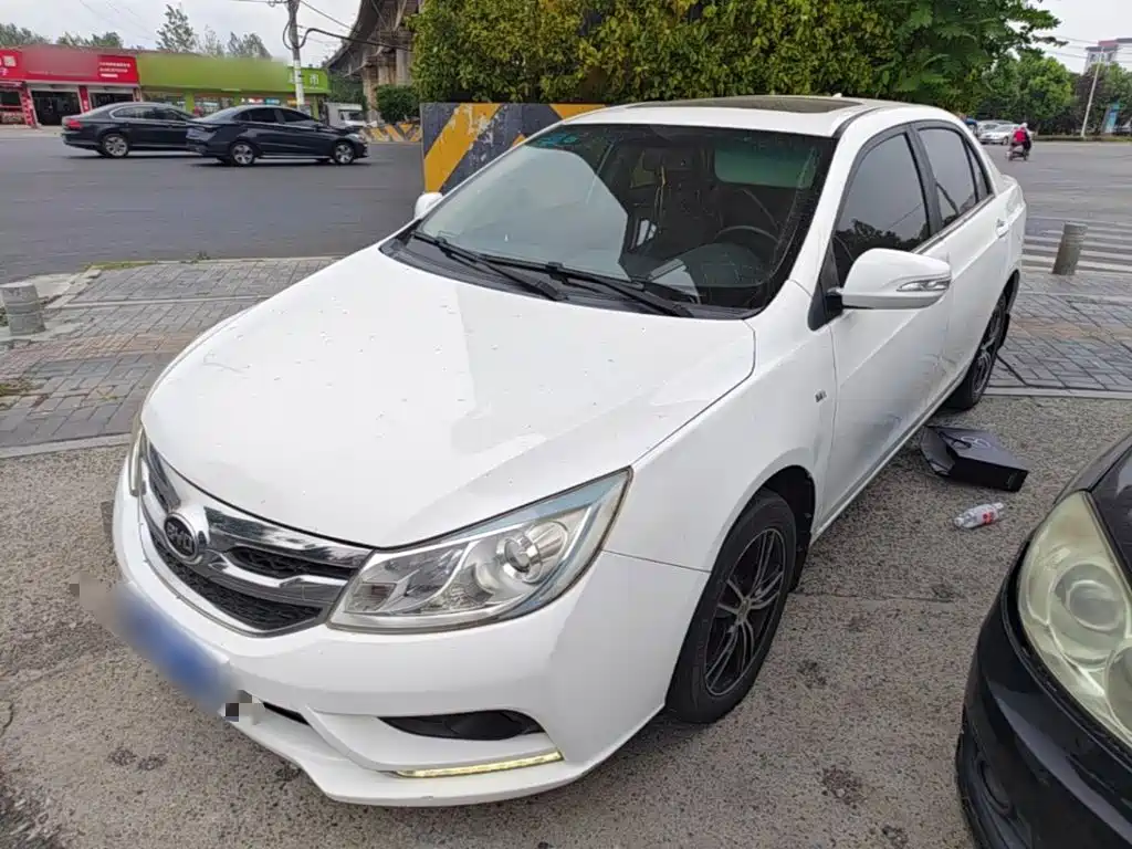 BYD Surui