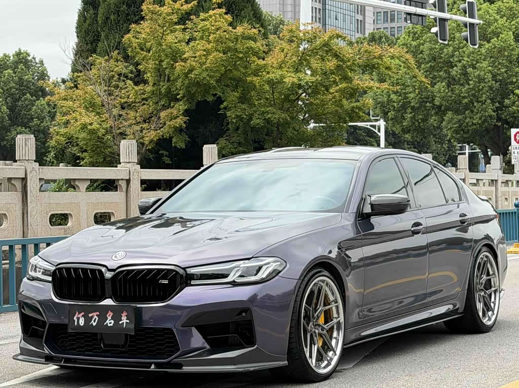 BMW M5