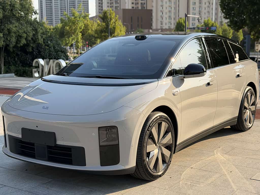Li Auto i6