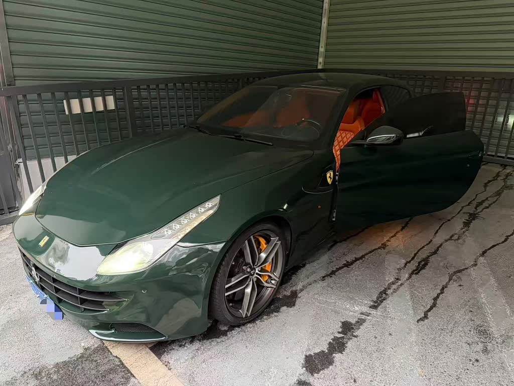 Ferrari FF