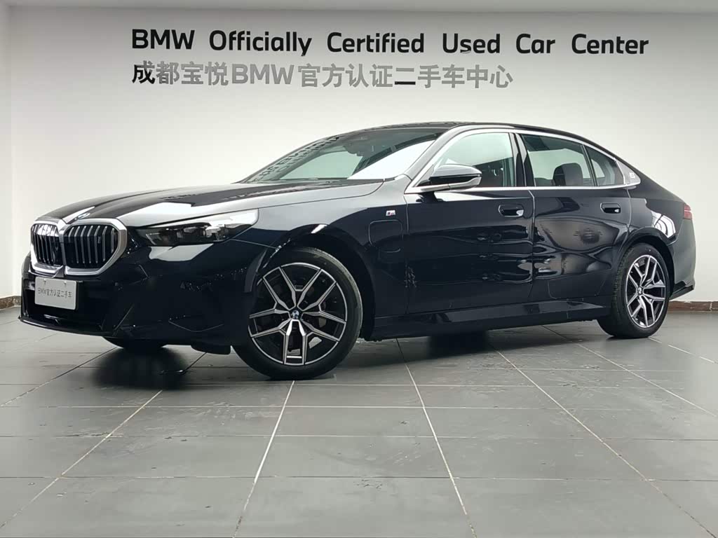 BMW i5