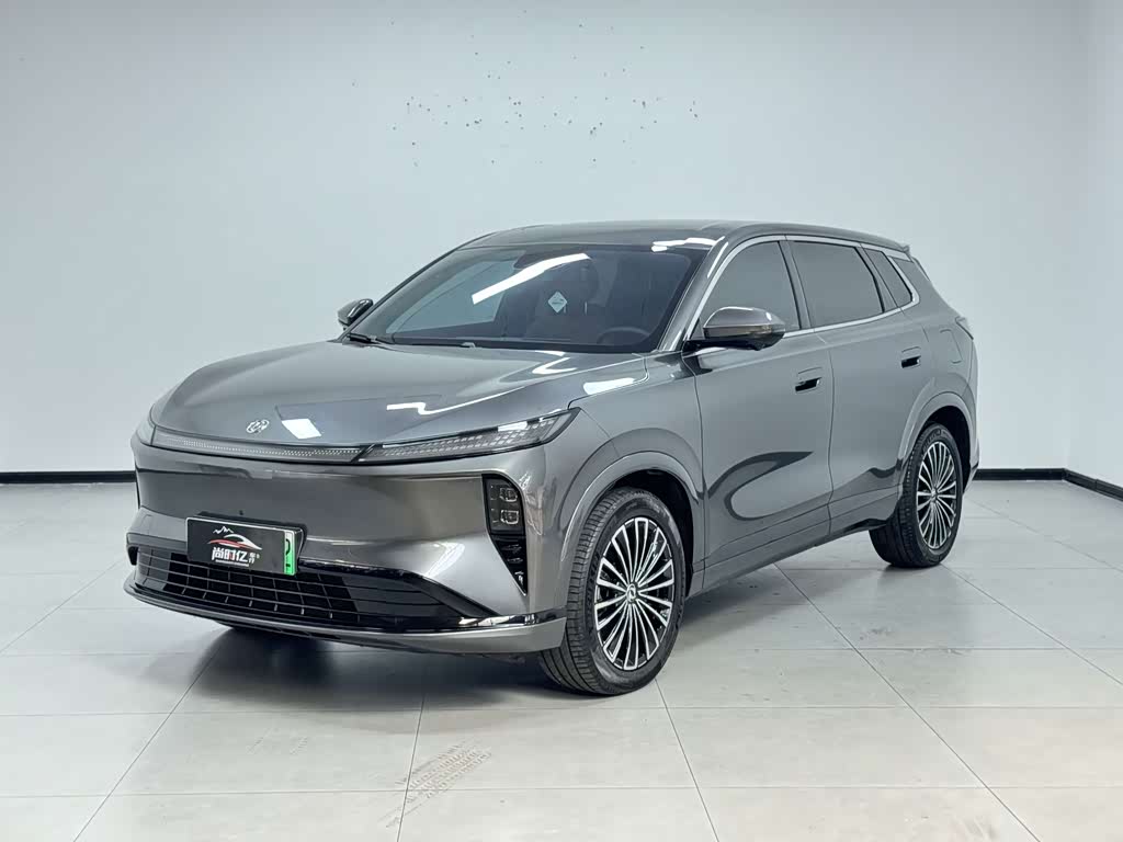 Dongfeng L8