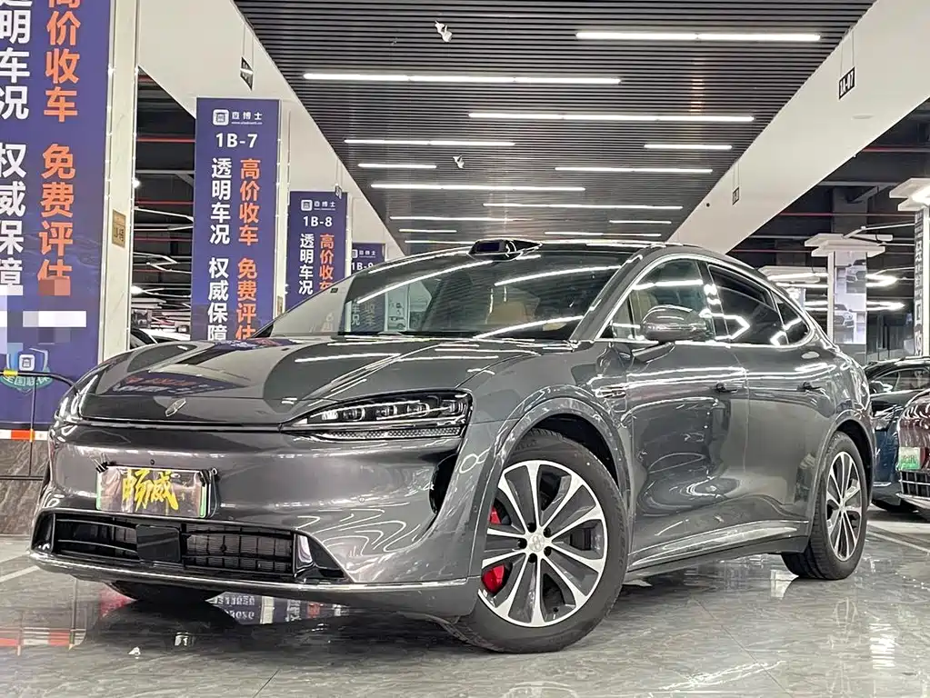 Luxeed R7