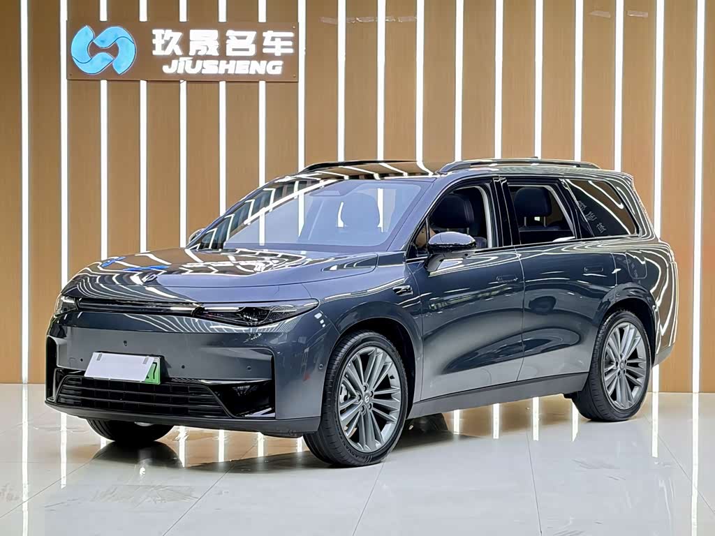 Leapmotor C16