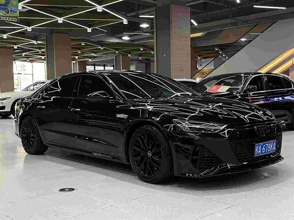 Audi A7L