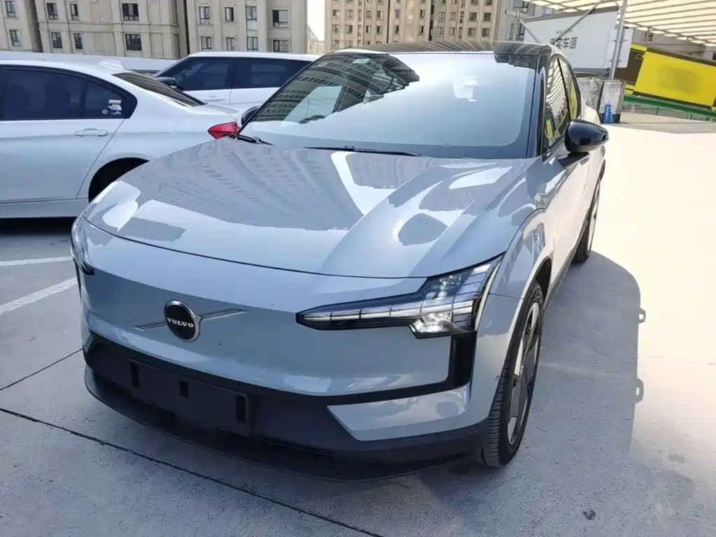 Volvo EX30