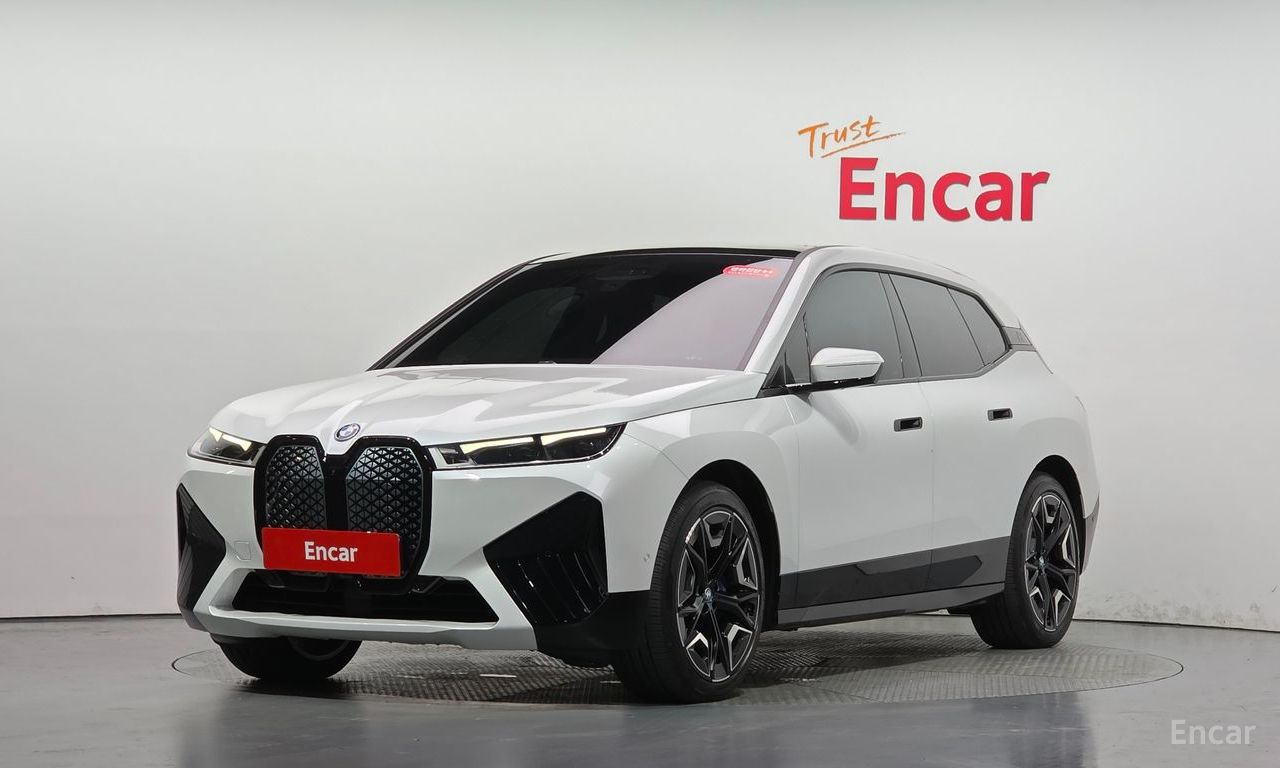 BMW iX